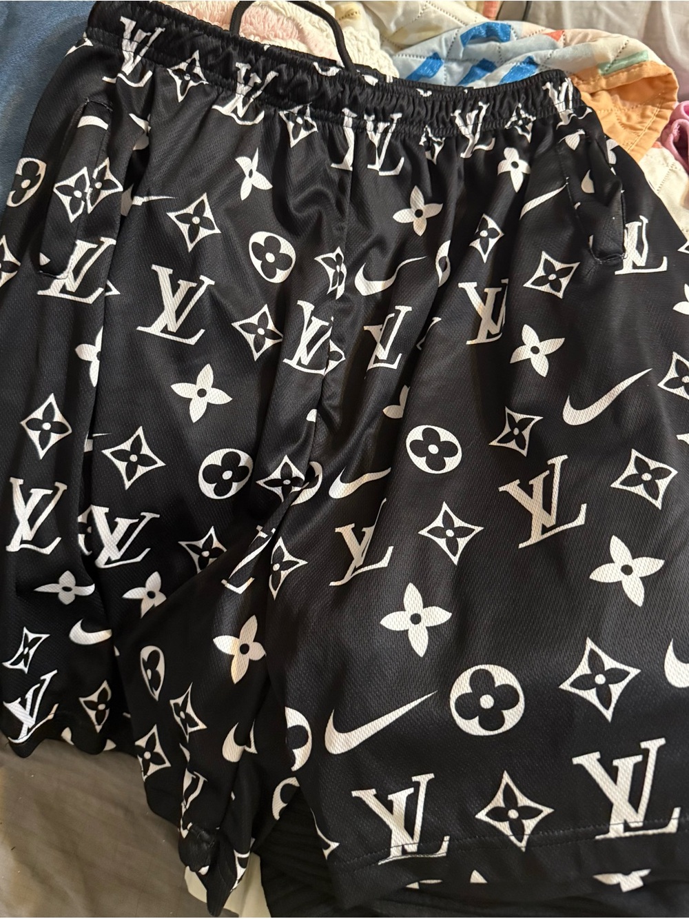 Source Unknown Black and White Logo-Print Athletic Shorts